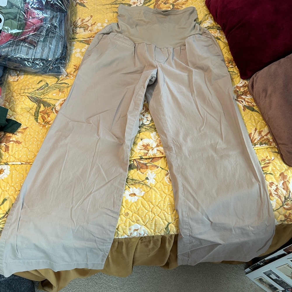 Maternity khaki pants